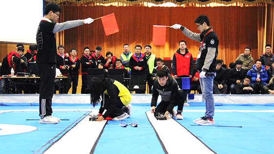f7b41d73d9bf74e287d1d6c5c829287b.png 选手准备发车.png
