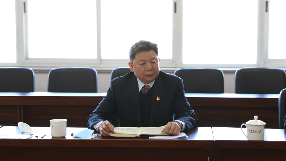 f883358a4cf115592bb7ea4277b09cb0.png 杨校长.png